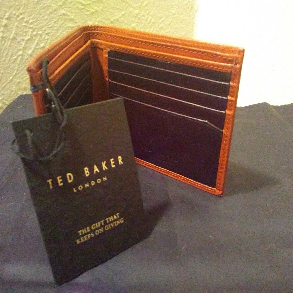 Men's Ted Baker leather wallet